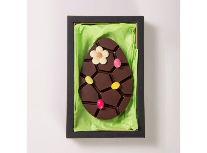 Reine Astrid - Œuf de Pâques Praliné Noir Coffret de 100g