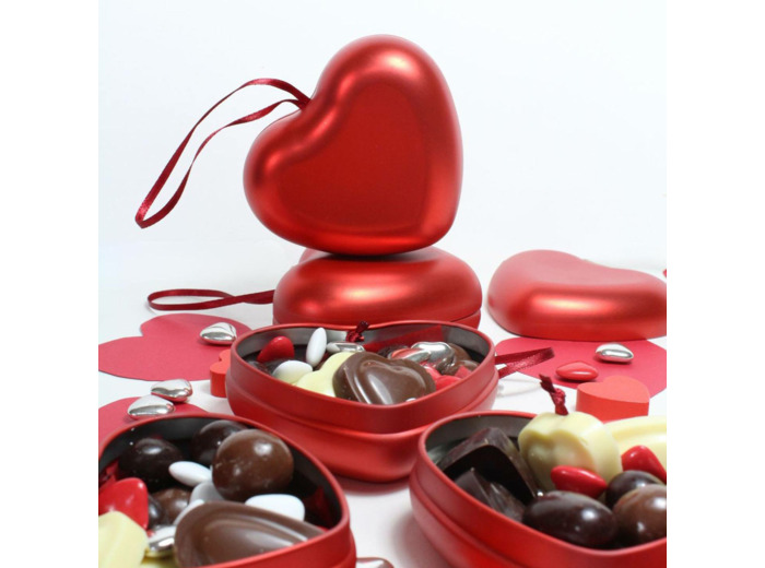 Reine Astrid - Assortiment Gourmandises Petit Cœur Rouge Boîte Métal