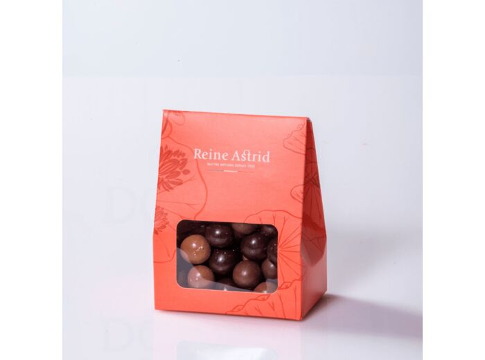 Reine Astrid - Noisettes Chocolat Noir, Lait  Blond 200g
